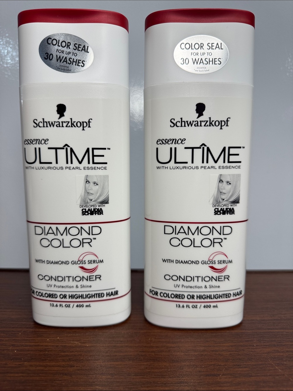 2 NWT Essence Ultime Diamond Color Conditioner - White with Red Cap